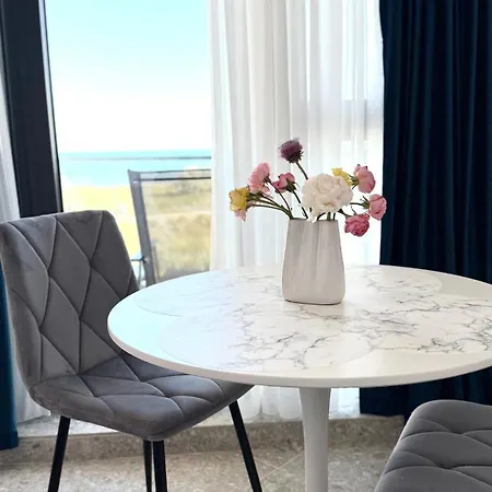 Otryx Sea View 15
