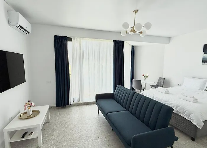 Διαμέρισμα Otryx Sea View 15 *